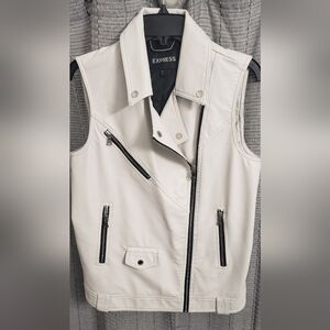 Express Off-White Faux Leather Moto    Vest. Size M